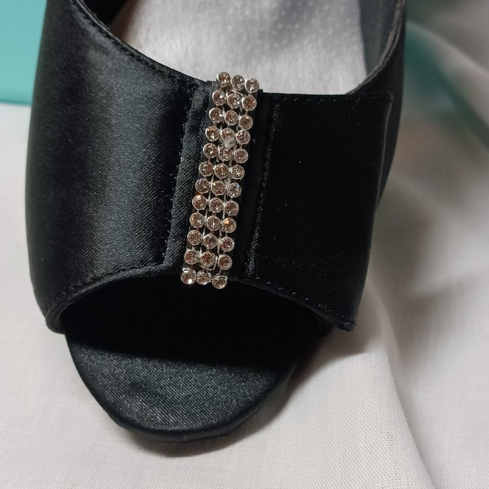 Annie Black Satin and Rhinestone Slingback Heels 11WW - Picture 2 of 8